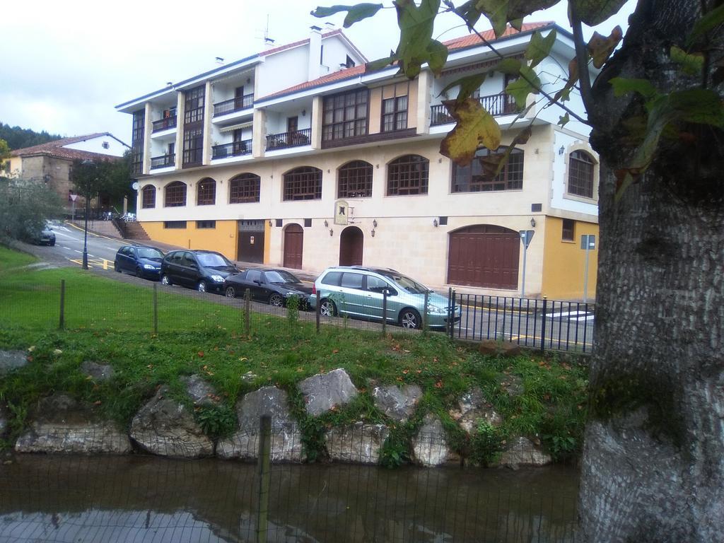 Pension El Ansar Cartes Exterior foto